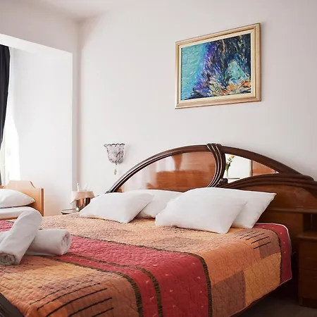 Hotel Nico