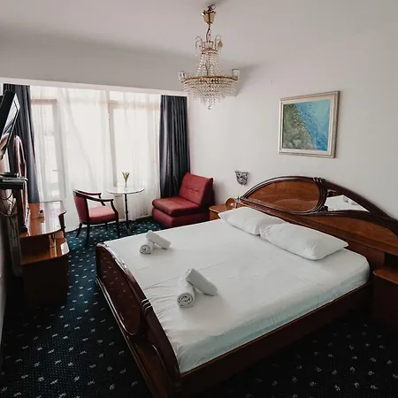 Nico Hotel